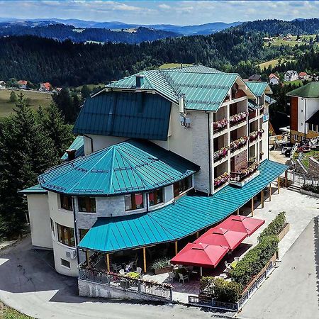 Nova Varoš In Hotel Zlatar Ex Zlatarski Biseri מראה חיצוני תמונה