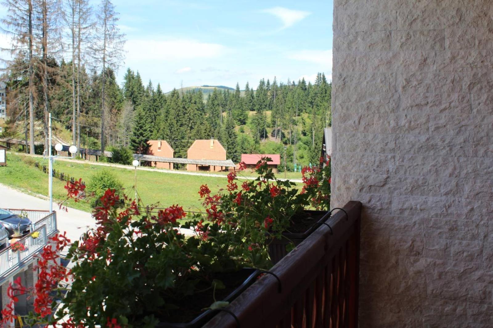 Nova Varoš In Hotel Zlatar Ex Zlatarski Biseri מראה חיצוני תמונה